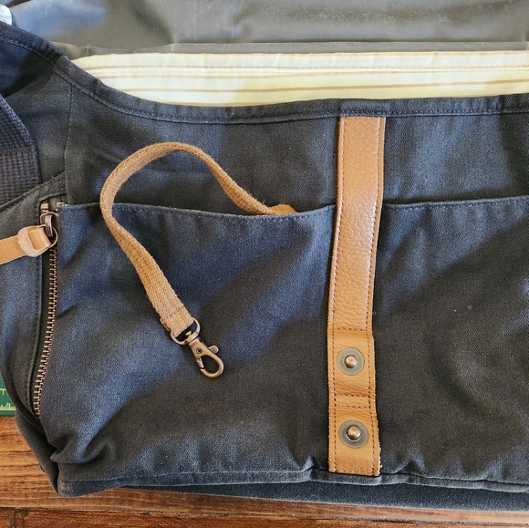 Timbuk2 Cream and Dark Gray Messenger Sunset Satchel - Picture 3 of 11